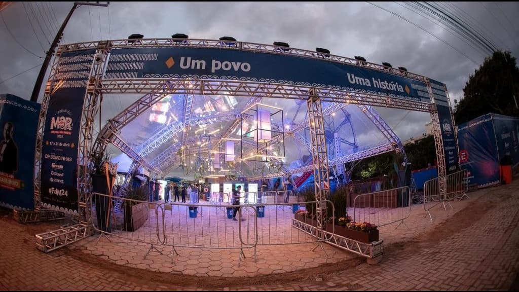 Festival do Mar de Bombinhas reúne mais de 90 mil pessoas em cinco dias de festa