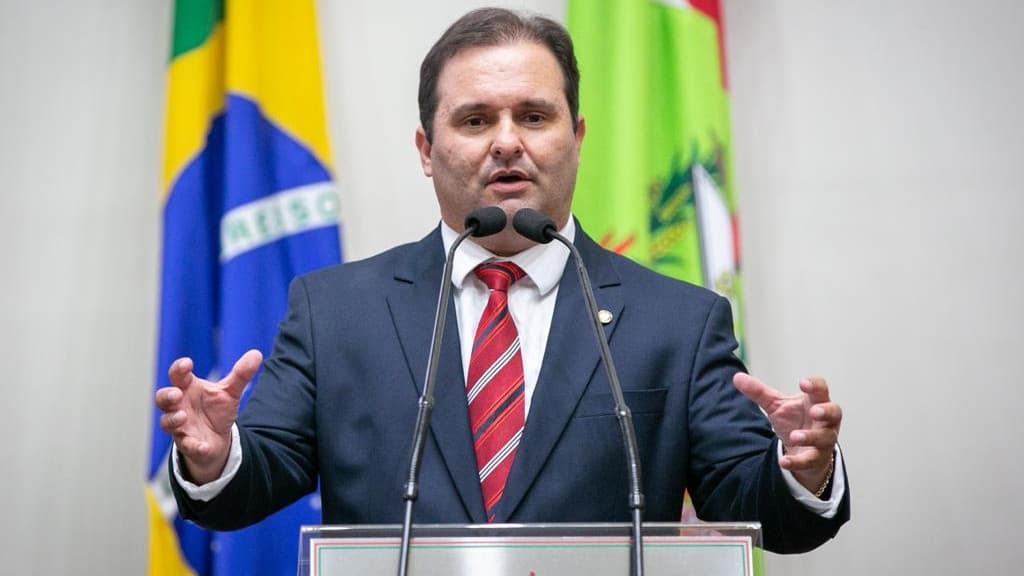 Deputado Sérgio Guimarães denuncia operadora de plano de saúde  por não cumprir Lei do Autista