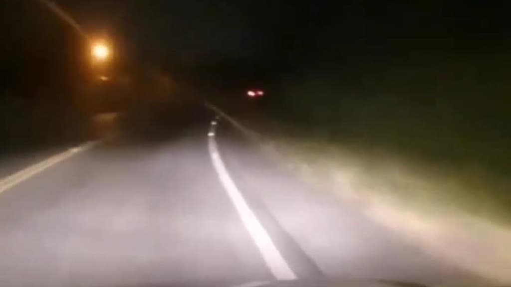 VÍDEO: “Meu Deus, matou alguém”: casal flagra bêbada causando acidente em SC