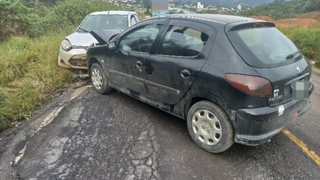 Acidente em São João Batista deixa sete pessoas feridas