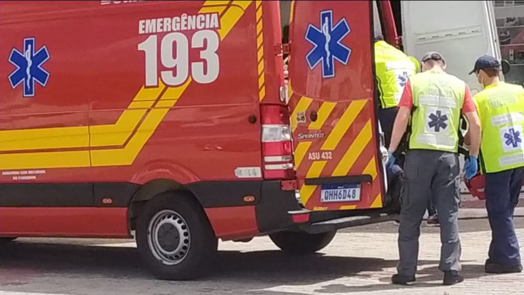 Trabalhador morre após levar choque elétrico em obra de SC