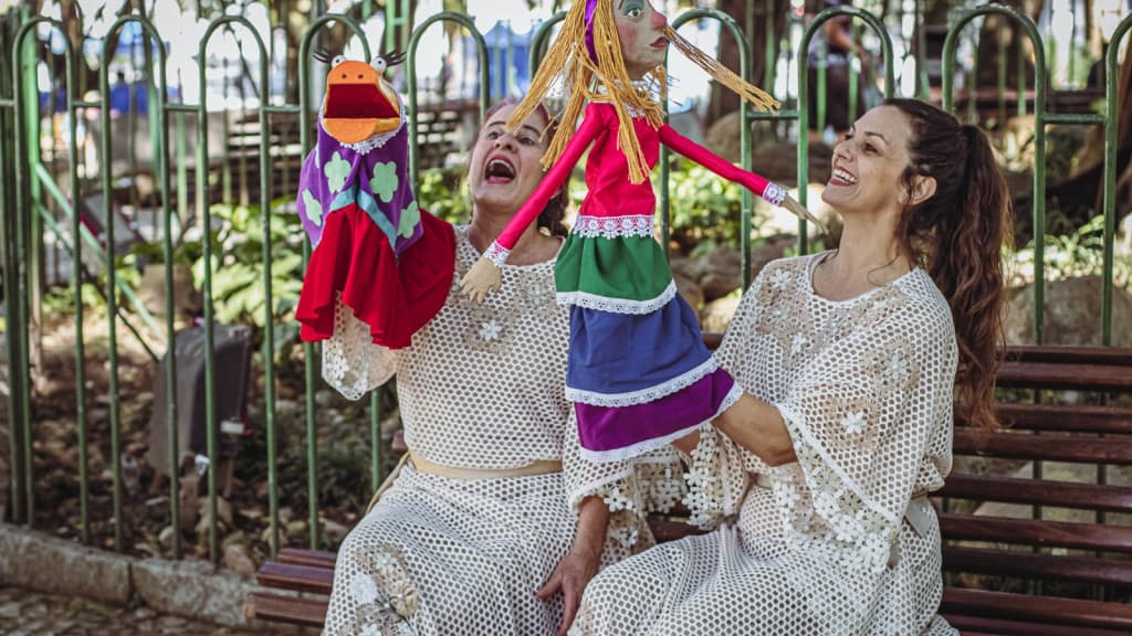 Escolas de Tijucas recebem espetáculo teatral sobre cultura e lendas da ilha de Santa Catarina