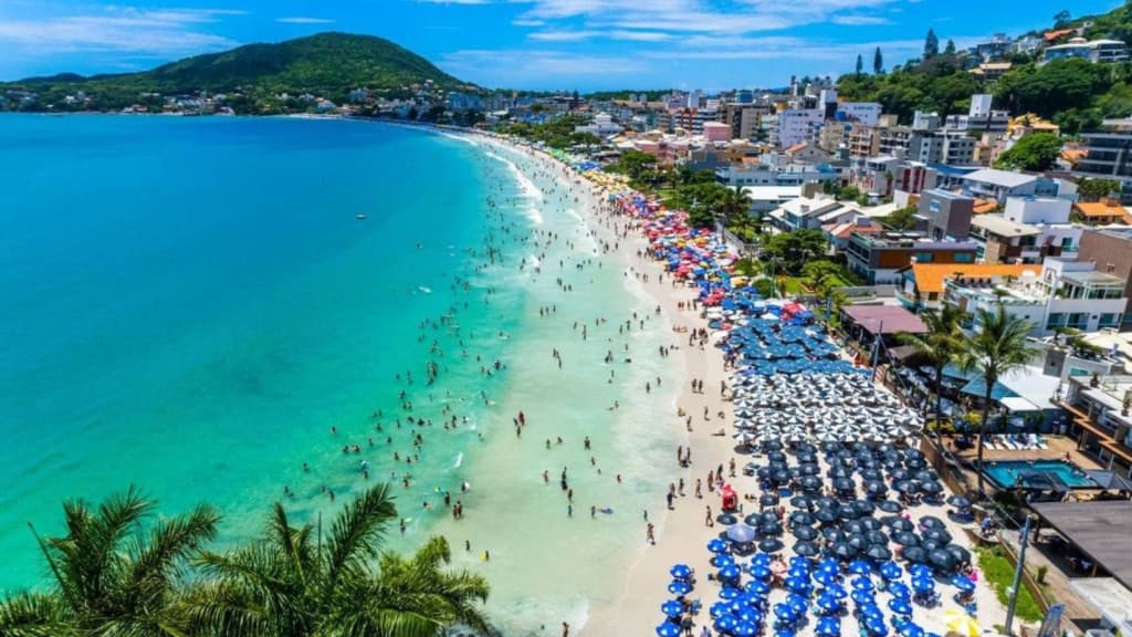 Bombinhas tem 100% das praias próprias para banho, afirma IMA