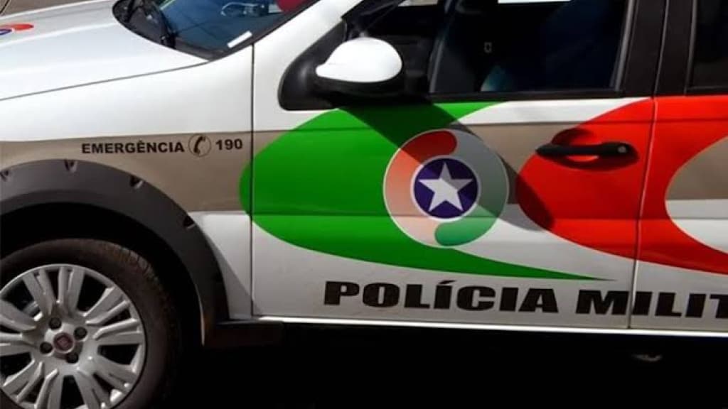 Foragido por estupro cai de barranco após ameaçar família com foice