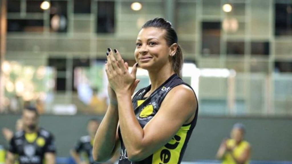 Tragédia abala o esporte: lenda do vôlei brasileiro, Walewska de Oliveira, morre aos 43 anos
