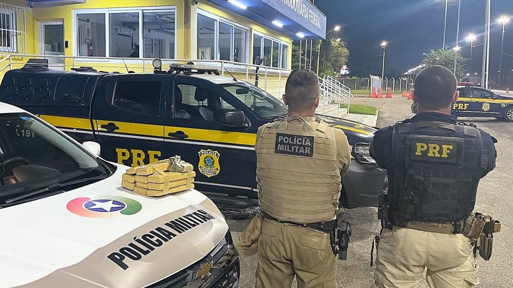 Mulheres são presas com 10 kg de maconha na BR-101, em SC