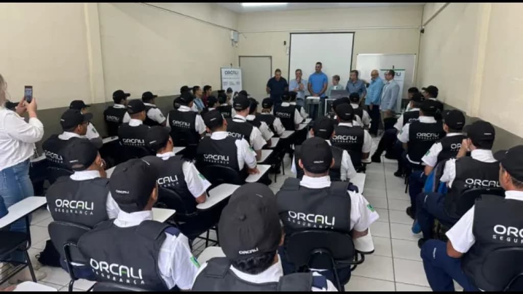Blumenau terá 150 seguranças armados nas escolas