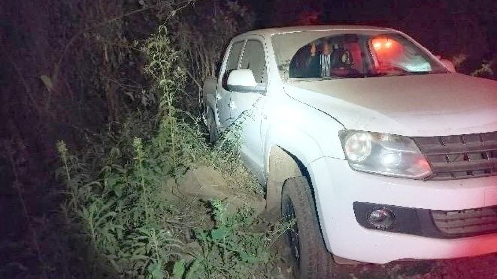 Mãe e filha são mantidas reféns por dupla armada e com máscara de palhaço