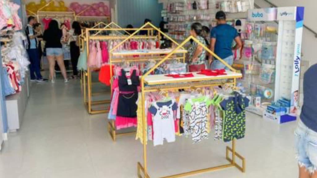 “Bebê Anjo”: Loja de Tijucas faz promoção de até 50% de desconto e peças a partir de R$ 8,99