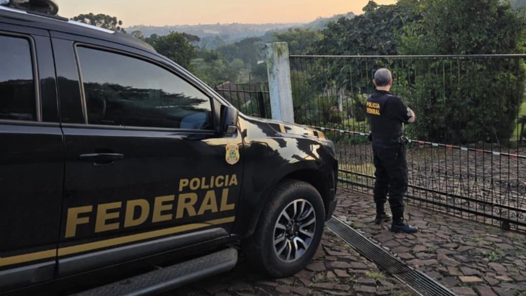 Acusado de abusar sexualmente de crianças pela internet é preso em Santa Catarina