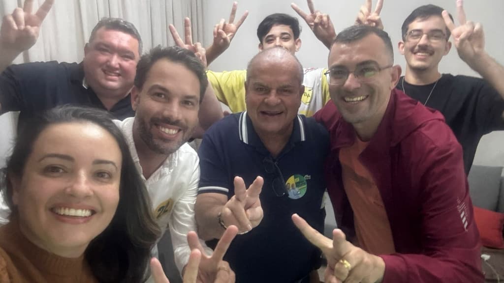 Após candidato a prefeito de Tijucas se recusar a prometer emprego, secretária “pula” para o PL
