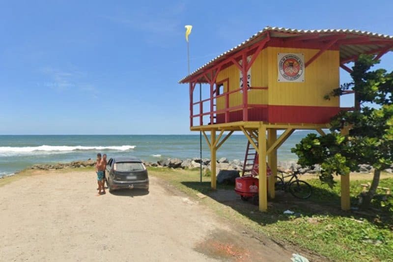 Tragédia: Homem morre ao tentar salvar adolescentes no mar do litoral catarinense