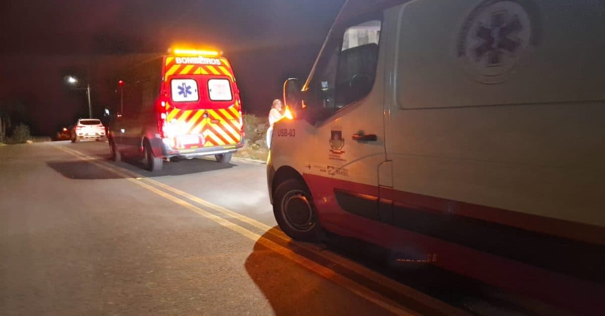 Adolescente de 13 anos sofre traumatismo craniano em grave acidente de moto 