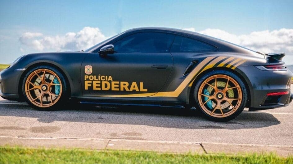 Porsche milionário vira viatura oficial da PF em Santa Catarina