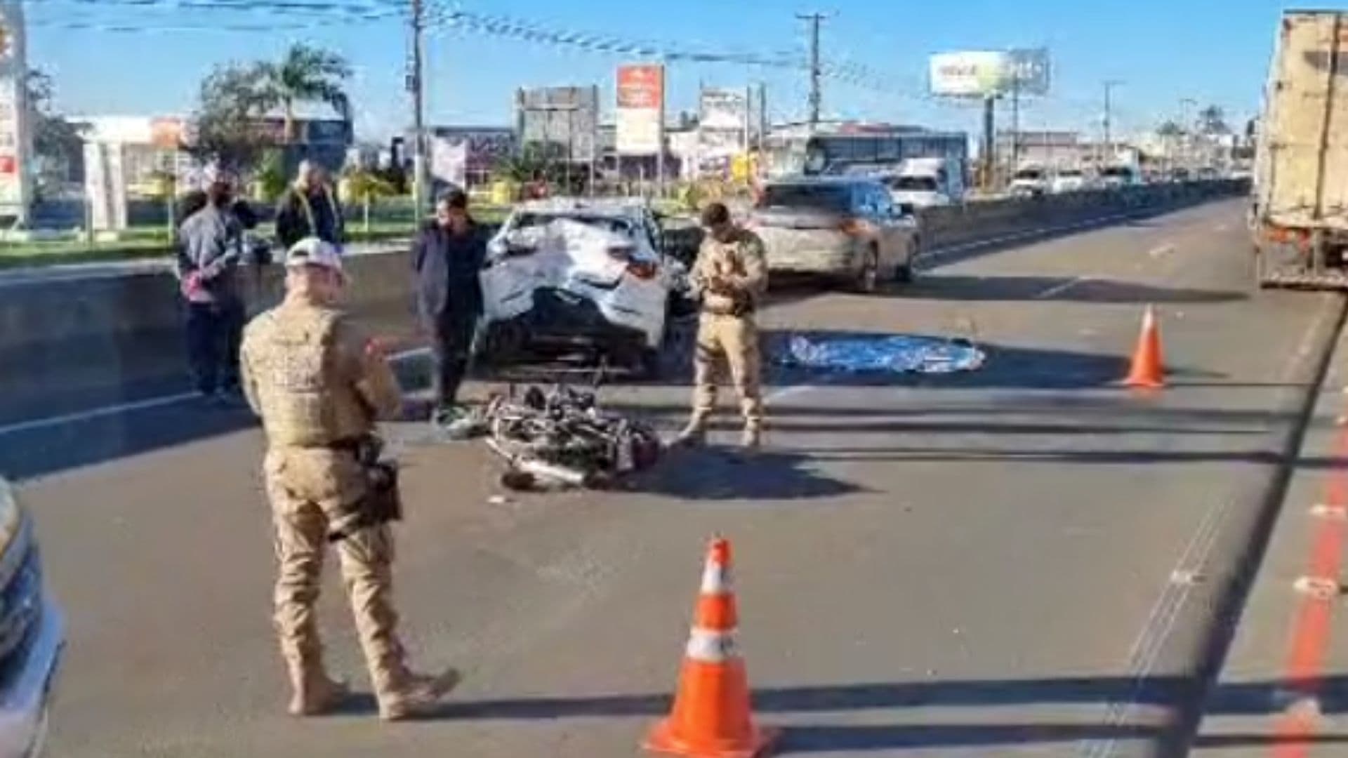 Motociclista morre após colisão em trecho com obras na Antônio Heil, Itajaí