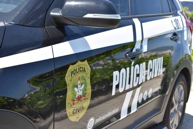 Escola vê sinais de abusos em adolescente de SC e polícia faz revelação chocante
