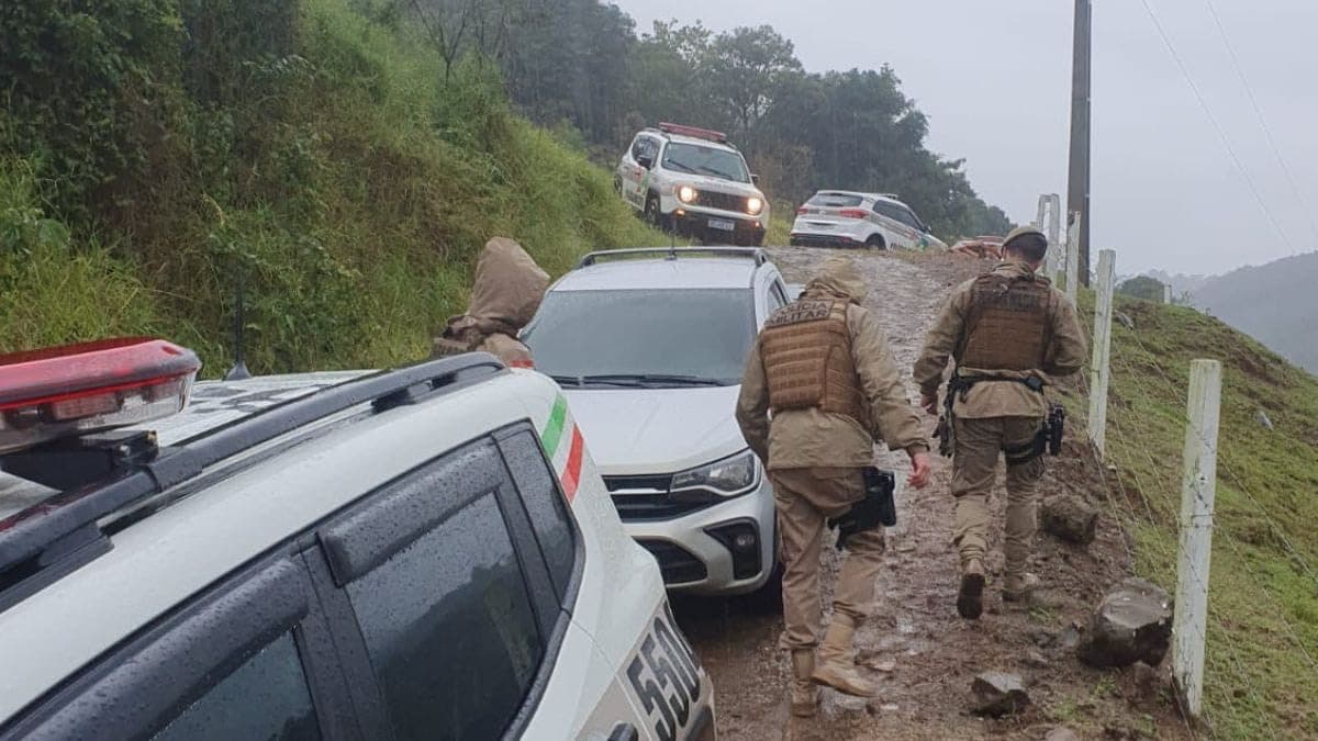 Ataque covarde: Homem persegue ex-esposa e atira na sogra em Santa Catarina