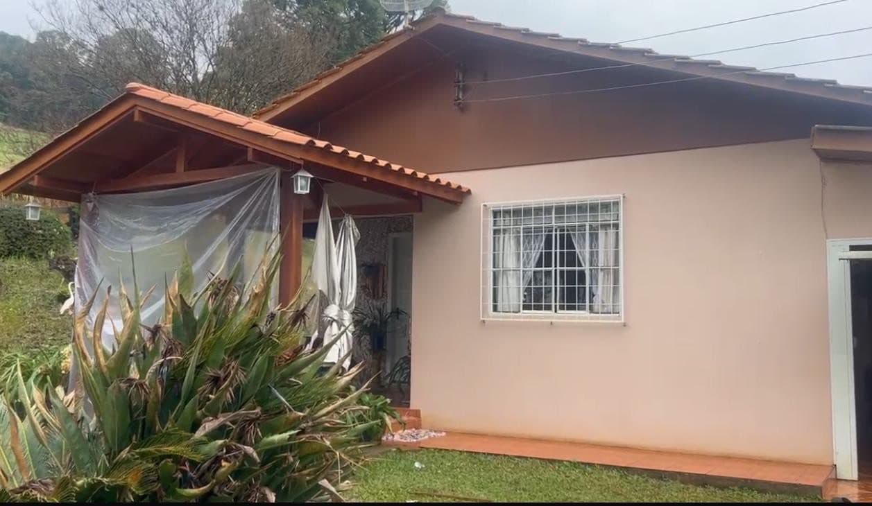 Acusada de ser milionária, aluna de SC sobrevive com estágio e renda da família de agricultores