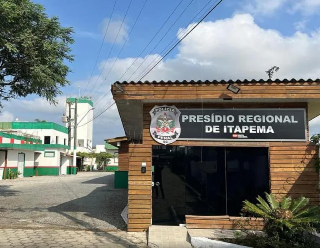 Presídio de Itapema é invadido por homem que alegava estar sendo perseguido