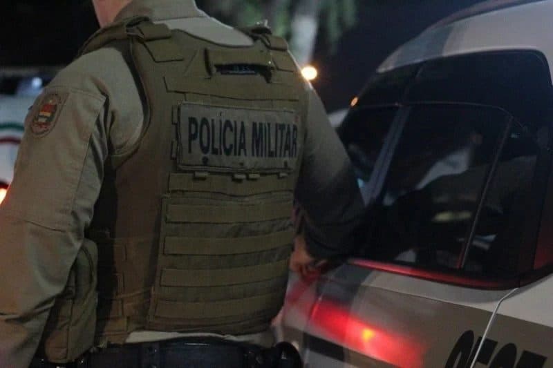 Mulher tem dente quebrado ao cobrar marido desempregado por atitude