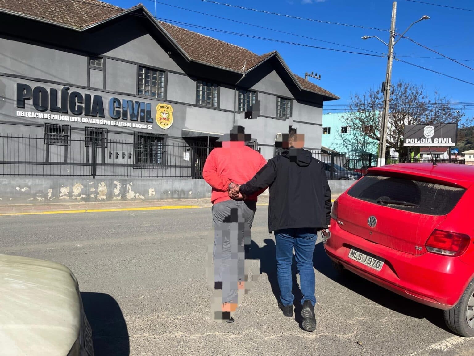 Polícia prende condenado a 14 anos por estupro de vulnerável contra enteada