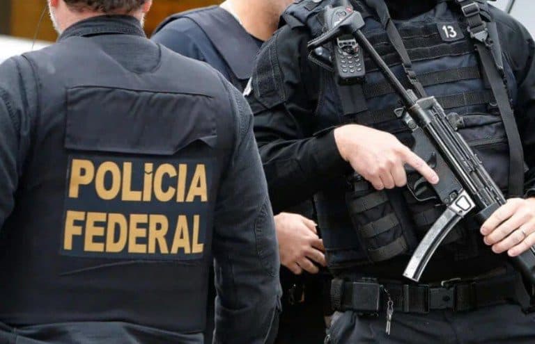 “Lucro garantido” virou golpe: PF estoura esquema de R$ 21 milhões com alvos em Balneário Camboriú