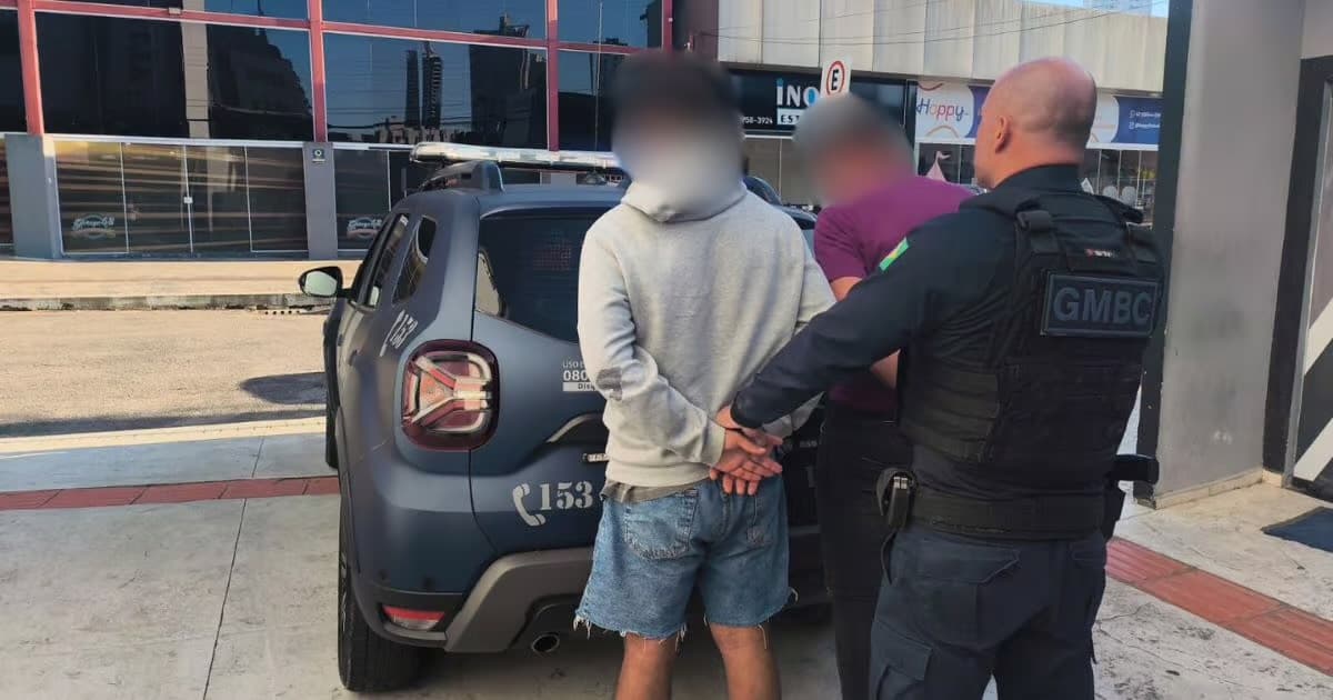 Gari é agredido após advertir homem bêbado que urinava em público em Balneário Camboriú