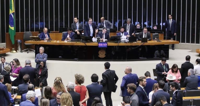 Urgente: Por 311 a 163, Câmara acaba de aprovar regime de urgência para projeto sobre anistia