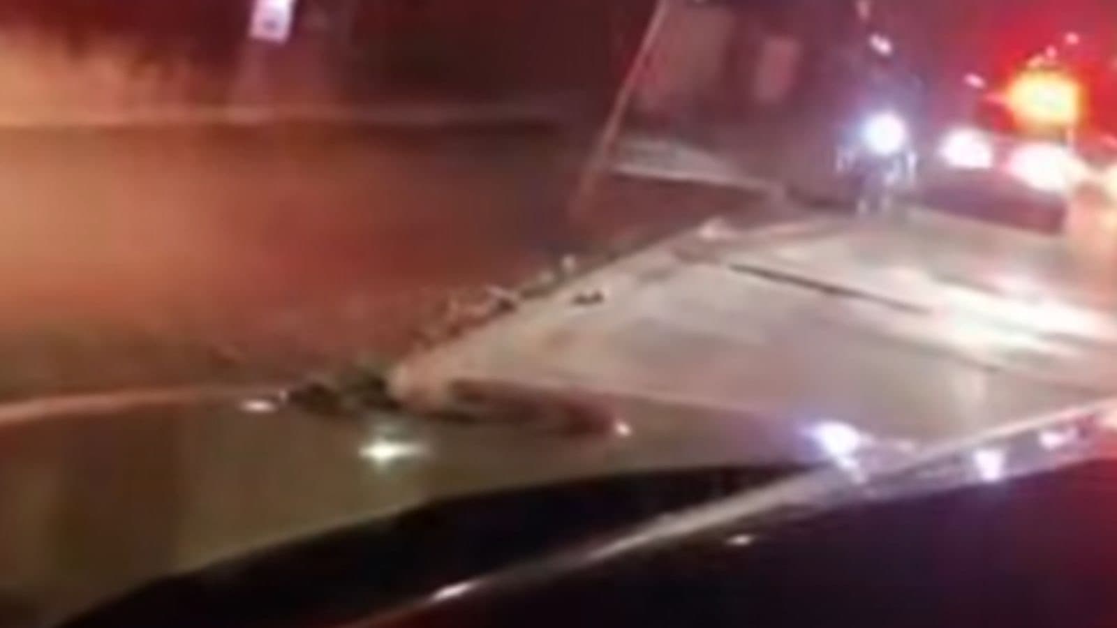Ladrão furta moto de trabalhador em residência e dá de cara com a polícia durante fuga