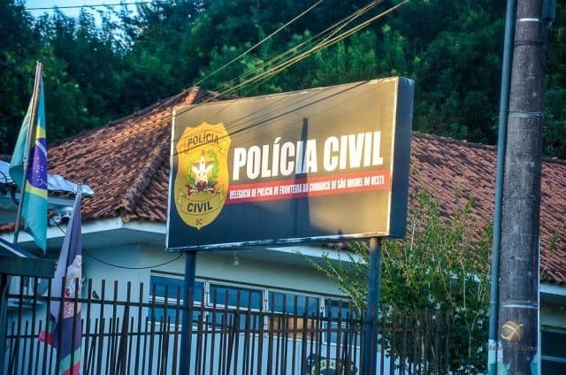 “Tava com pressa”: homem registra B.O contra prostituta em SC por motivo inusitado