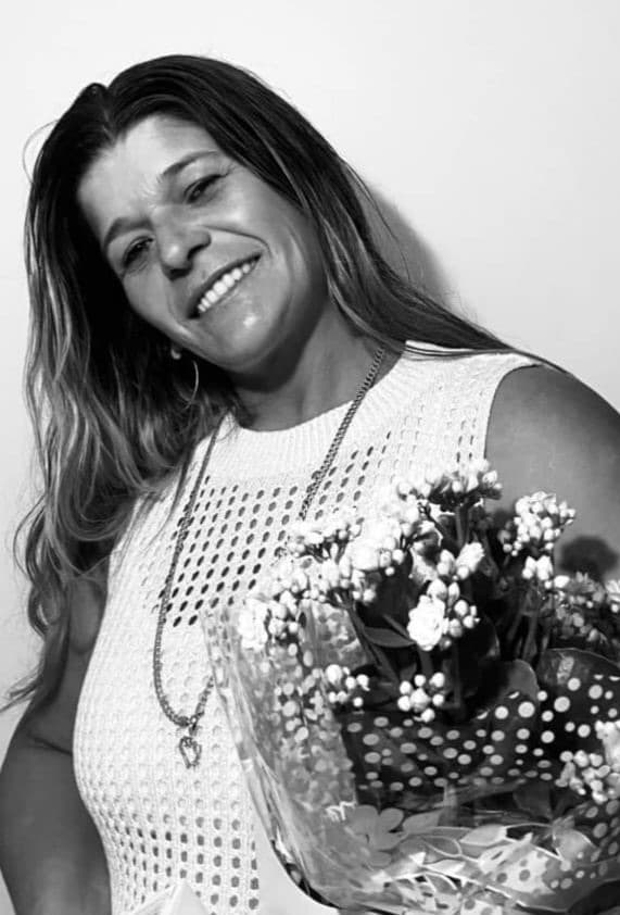 Mãe morre e filha fica ferida em acidente de moto na ponte da BR-101, entre Navegantes e Itajaí