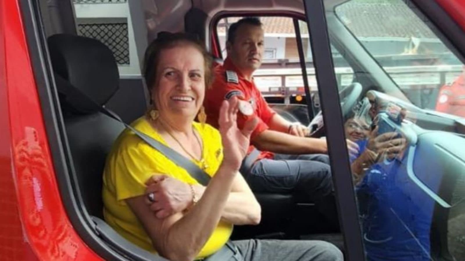 Idosa doa ambulância para os Bombeiros Voluntários em SC