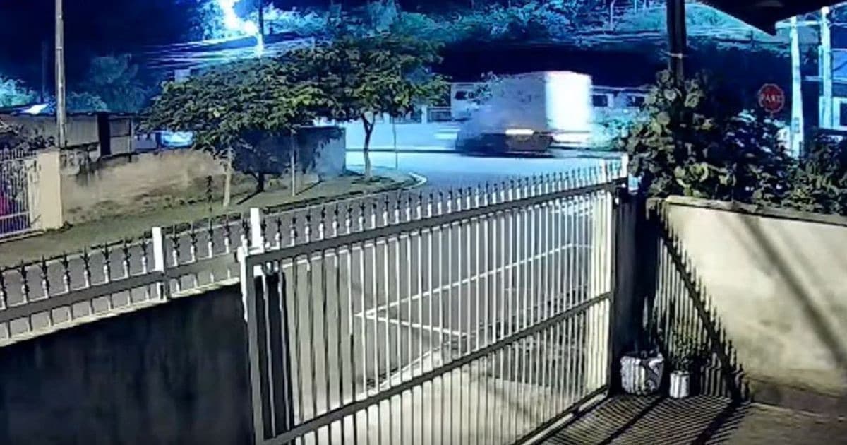 “Vingança”: Homem inconformado com separação atropela ex-sogra com caminhão em SC