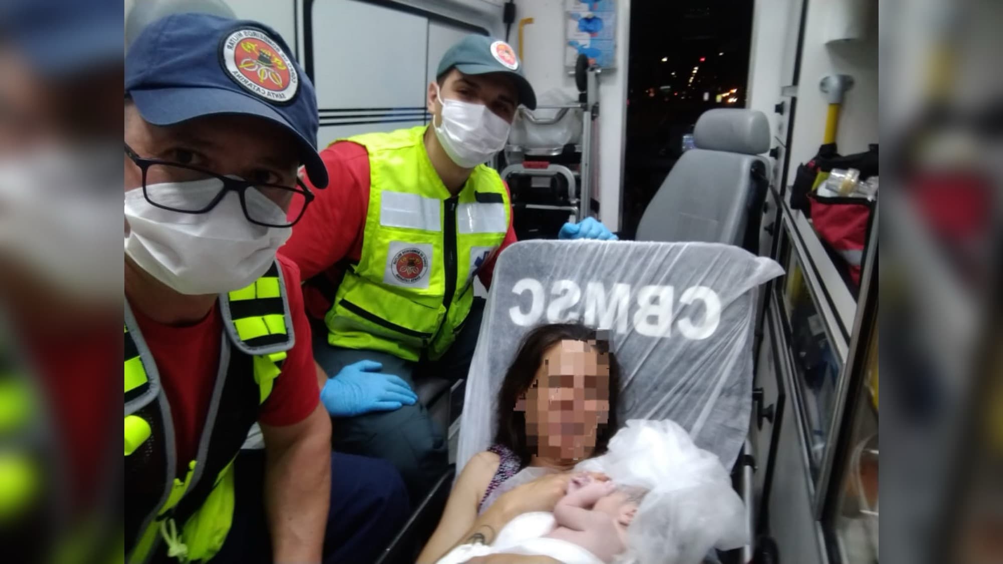 Mãe entra em trabalho de parto e bebê nasce no trajeto até hospital em Criciúma