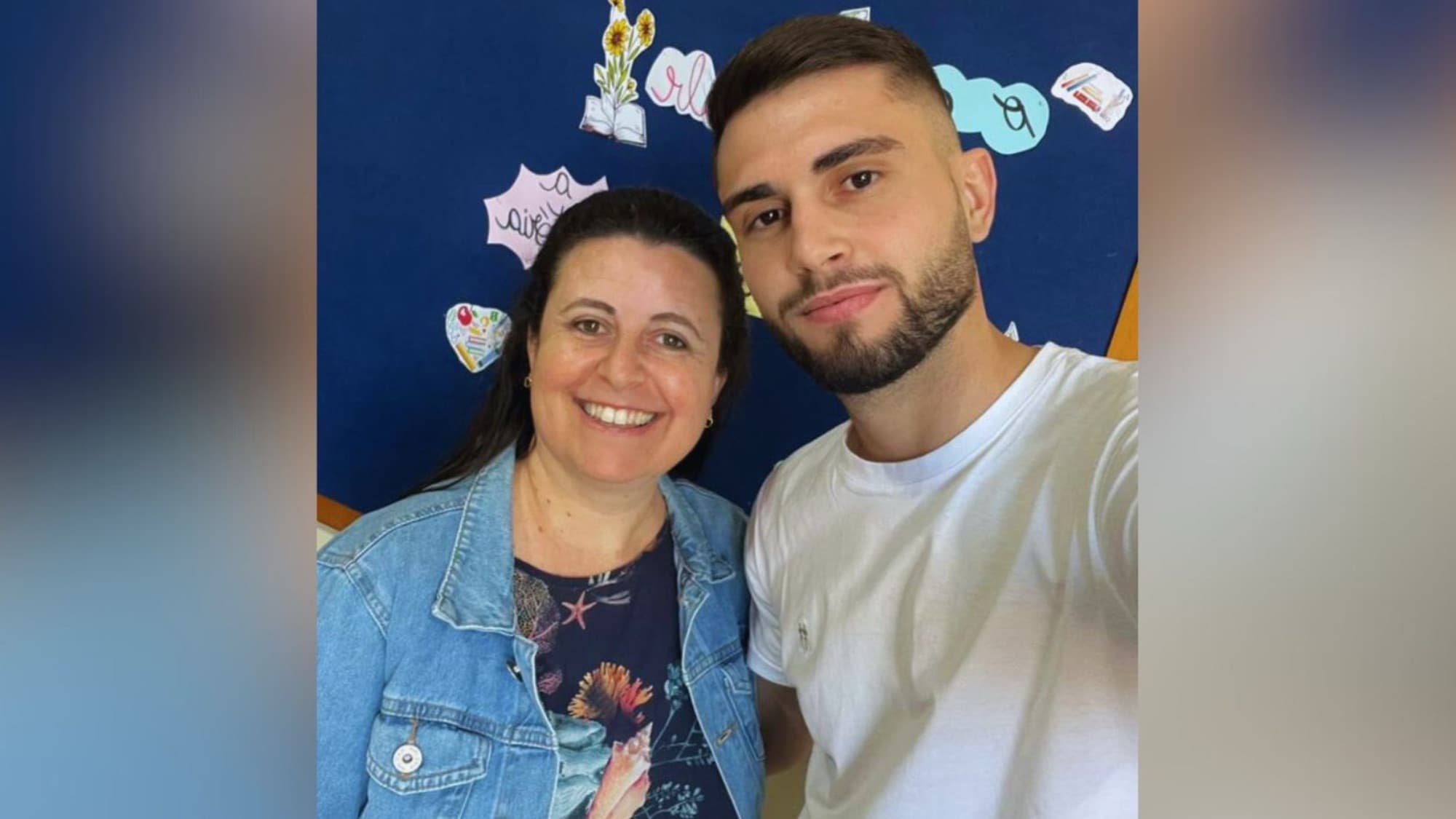 “A vida dá voltas”: ex-aluno vira professor e trabalha ao lado da mulher que o ensinou a ensinar
