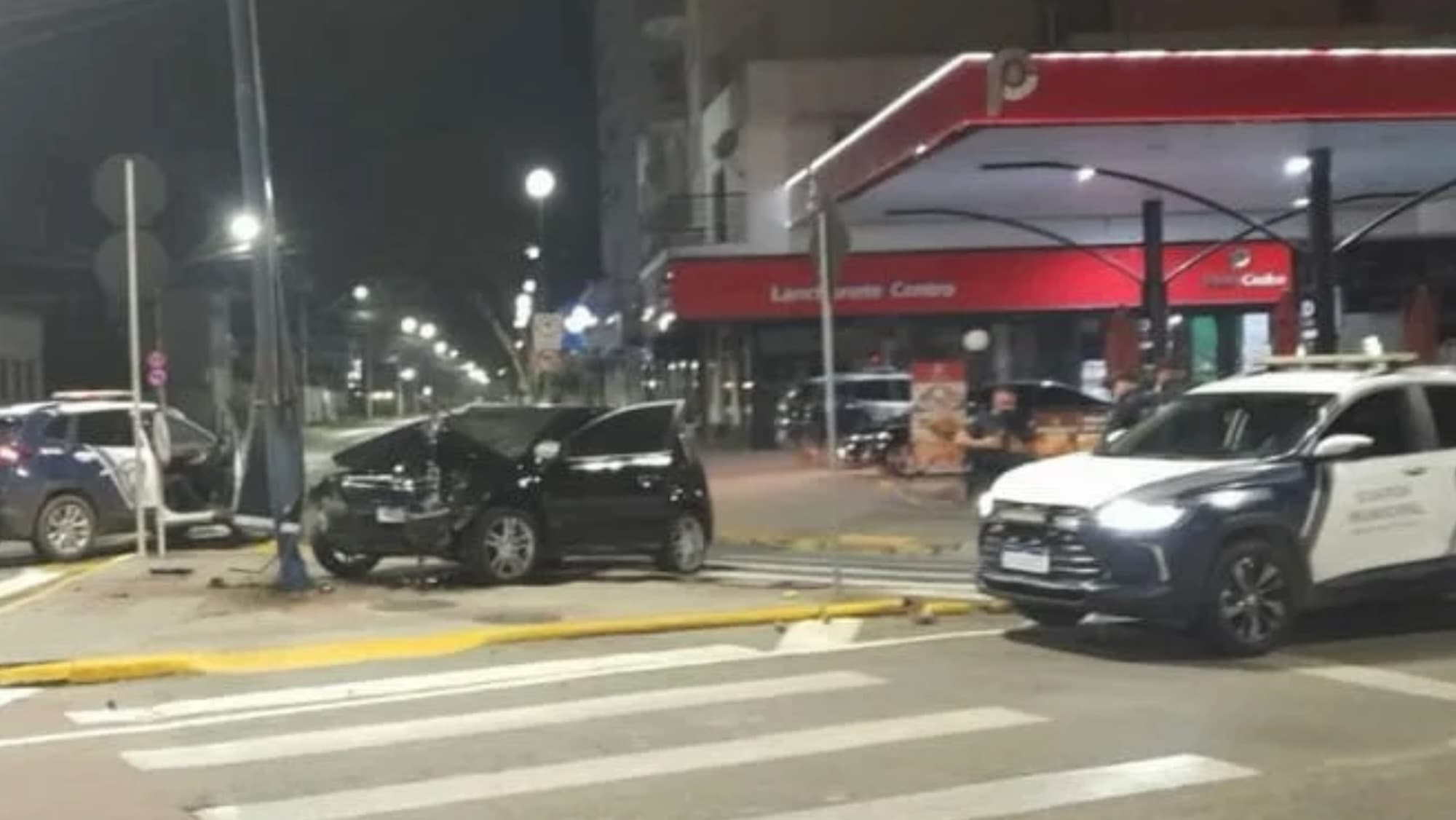 Motorista é solto em audiência de custódia após tentar atropelar policial em SC