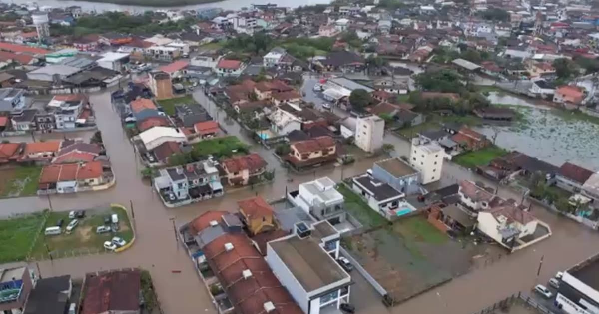 Balneário catarinense declara situação de emergência após fortes chuvas
