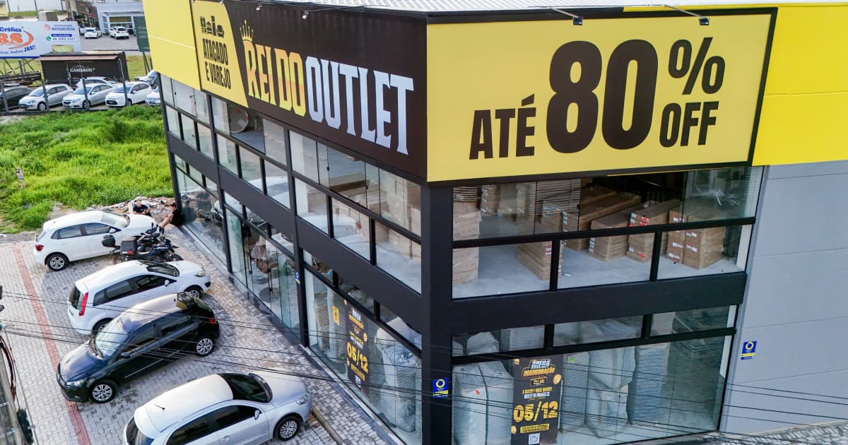 “Outlet mais barato de SC”: loja de móveis inaugura em Tijucas com proposta ousada