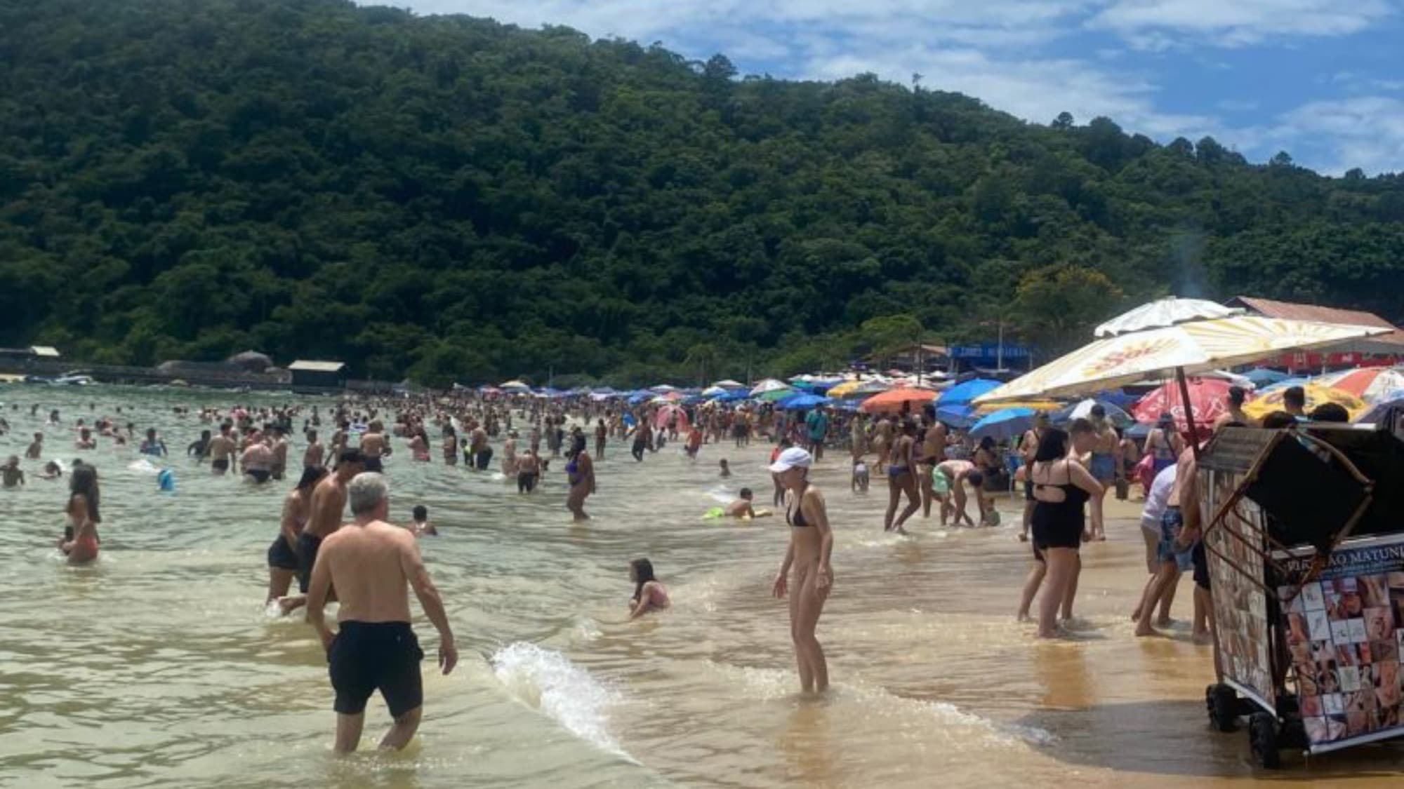 “Vai dar praia”: domingo será de sol e temperaturas acima dos 30°C em SC