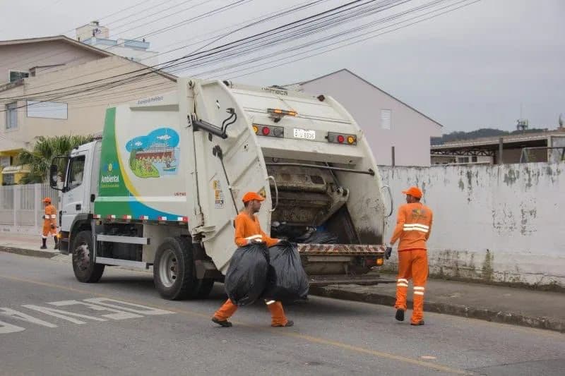 Coleta de lixo em São José tem mudança no cálculo e fica mais justa, afirma prefeitura