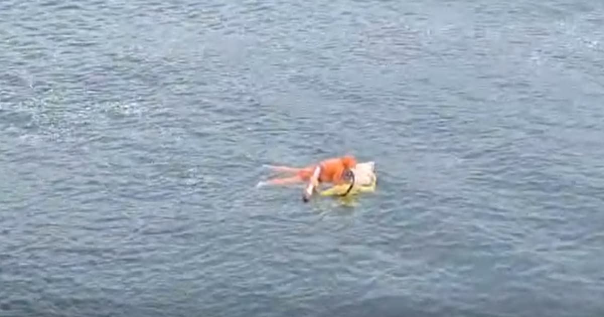 Pescador que ficou 17 horas à deriva agarrado a uma geladeira após naufrágio em SC recebe alta