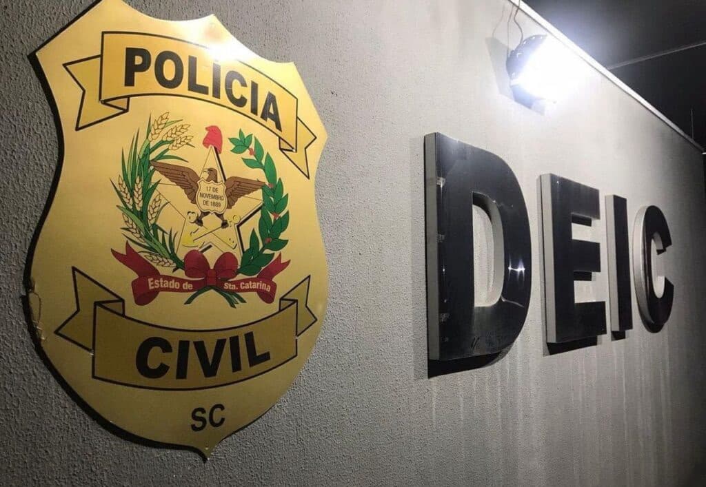 Foragido por homicídio qualificado é recapturado em Penha