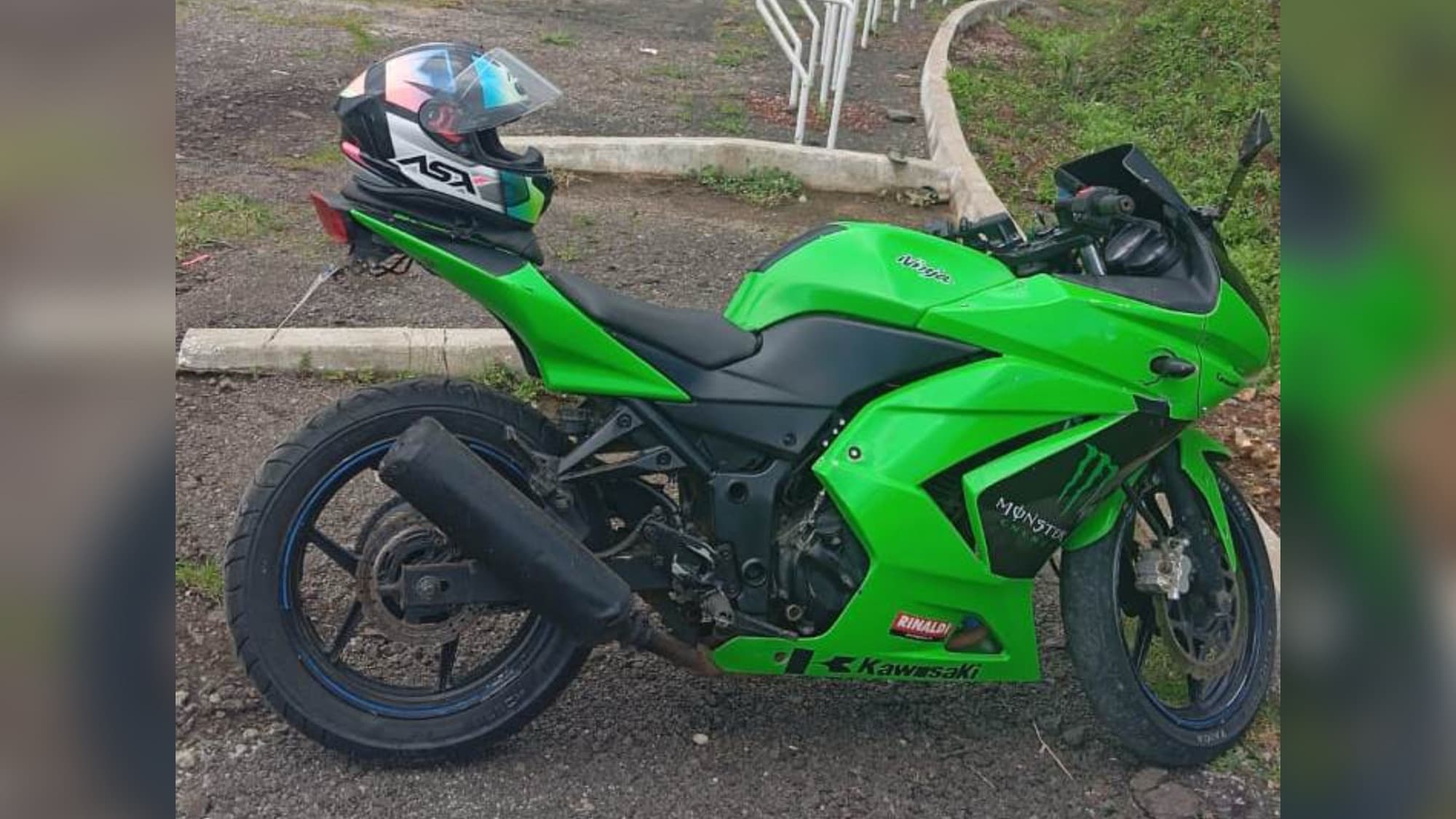 Bandidos simulam acidente e roubam Kawasaki de casal na BR-153, em SC