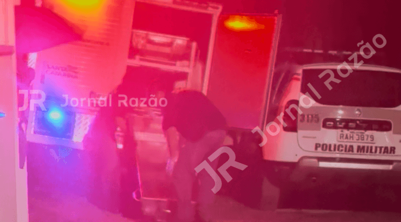 Homem é encontrado morto em quintal de residência em Penha