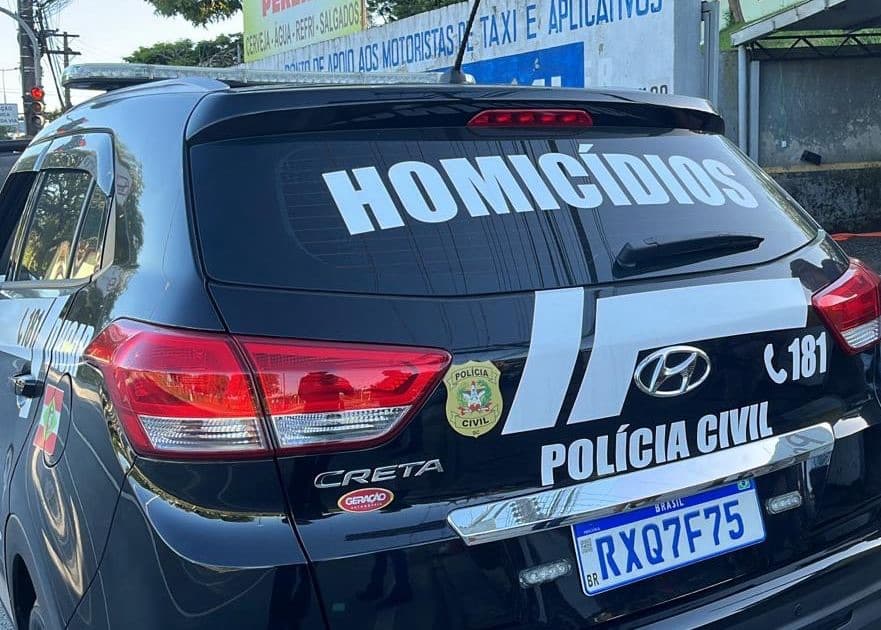 “Caiu em cima”, diz esposa após marido morrer com facada no peito em Florianópolis