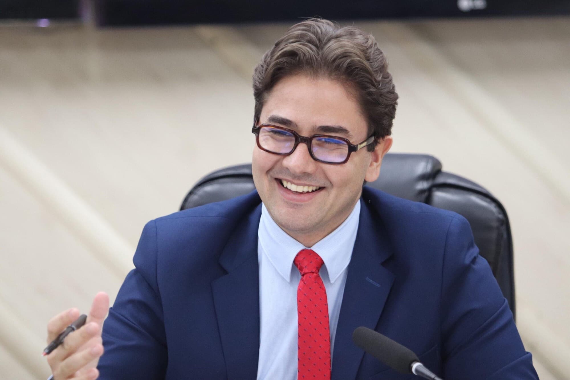 Vereador de Criciúma transforma R$ 46 mil em R$ 3,1 milhões de emendas para a saúde em 2025