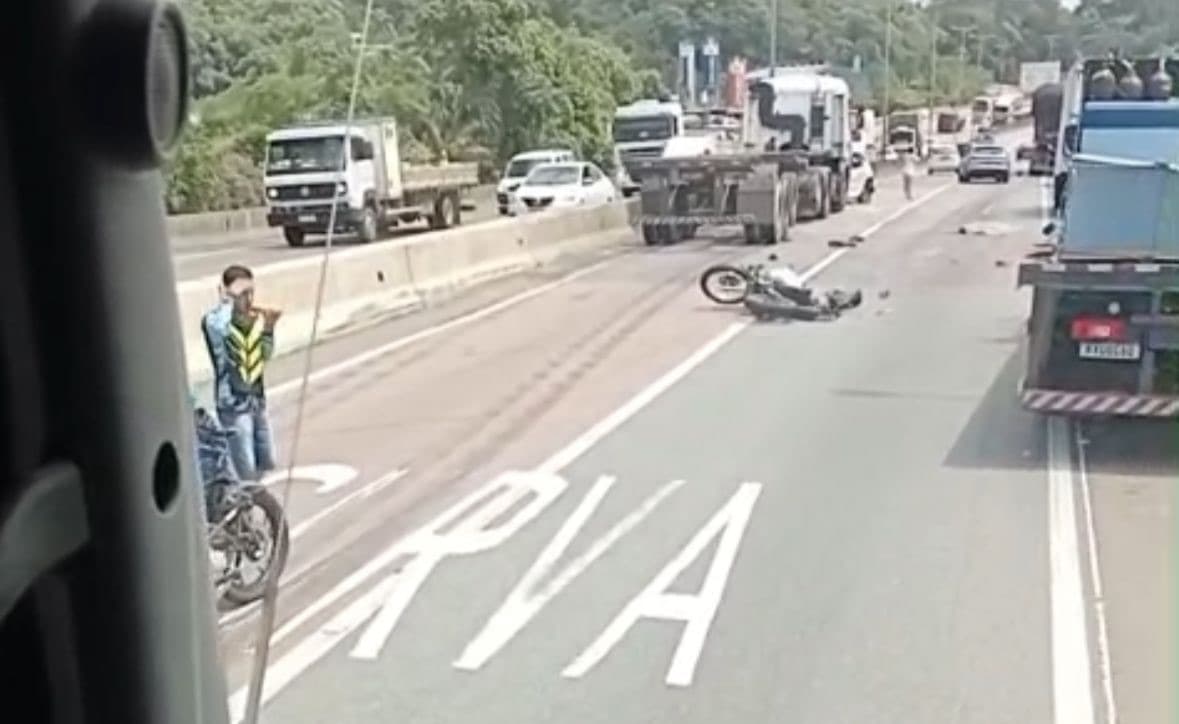 Urgente: grave acidente na BR-101 em Joinville deixa uma vítima fatal