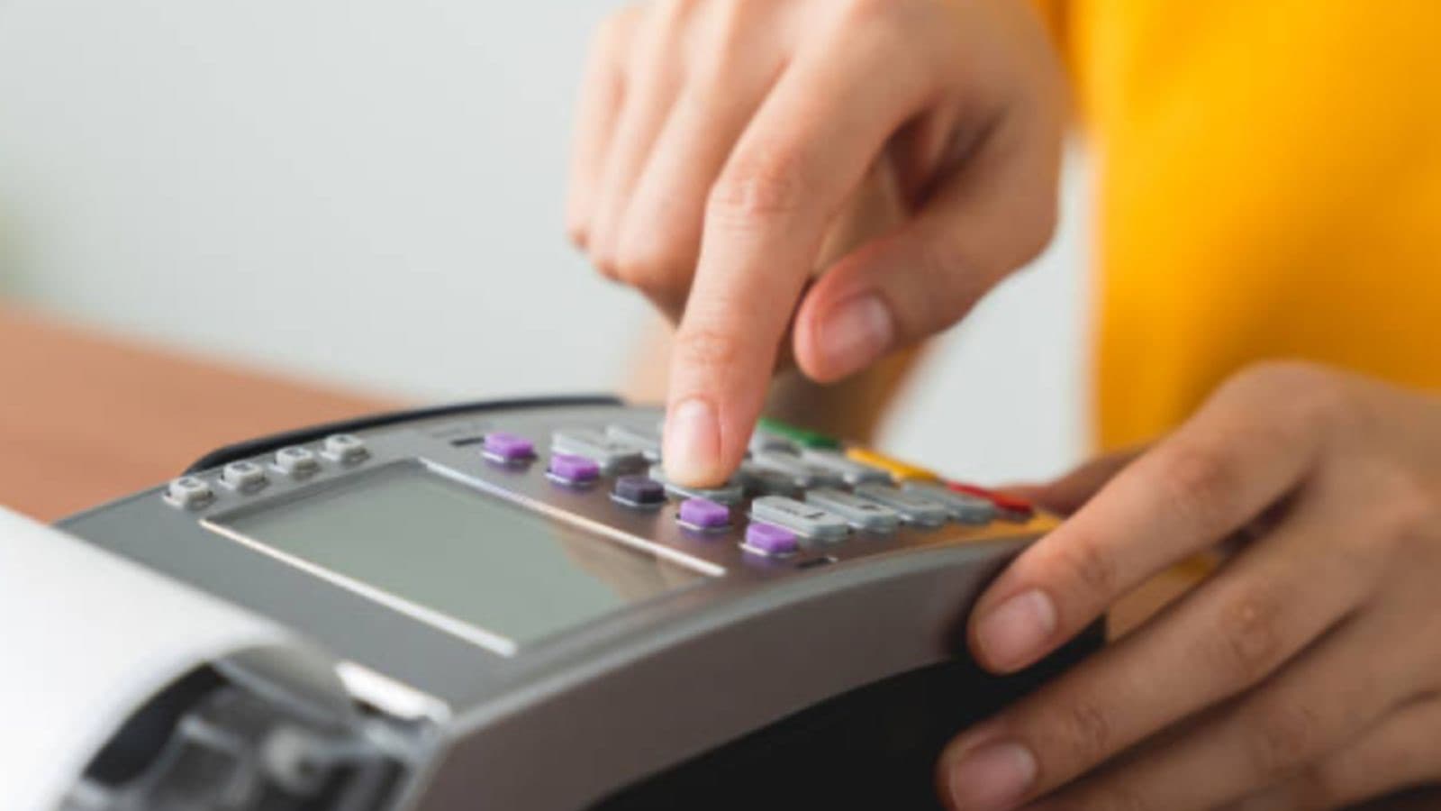 Soluções de pagamento presencial para quem vende produtos ou serviços