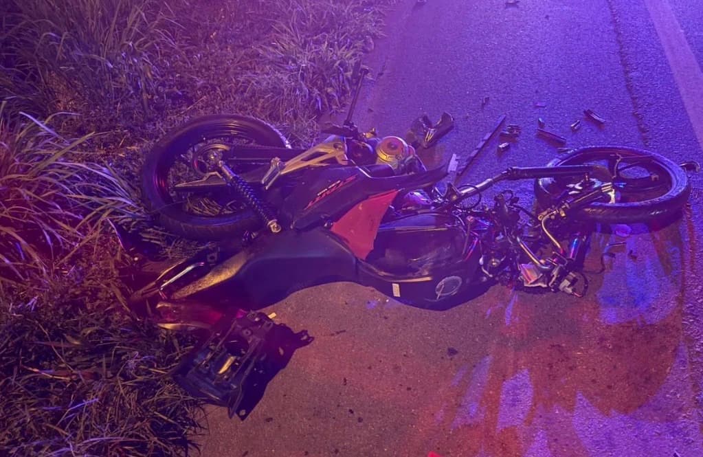 Motociclista luta pela vida após colisão na BR-470, mas não resiste no hospital