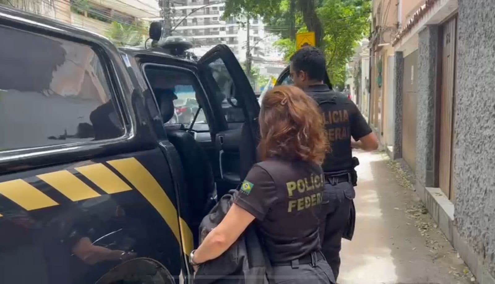 Operação da PF avança em Itajaí e prende investigados por esquema envolvendo recursos previdenciários